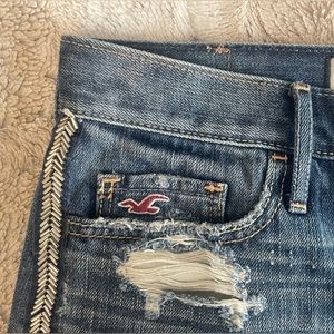Hollister High-Rise Beaded Denim Shorts — SIZE 1